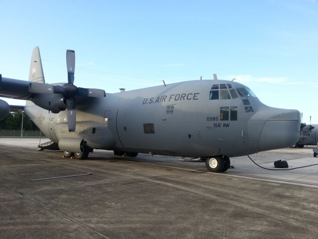 Lockheed C-130 Hercules (65-0985) - Puerto Rico Air National Guard WC-130H CN 382-4140