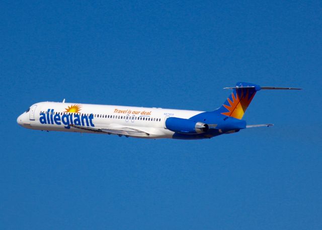 McDonnell Douglas MD-83 (N879GA) - At Shreveport Regional.