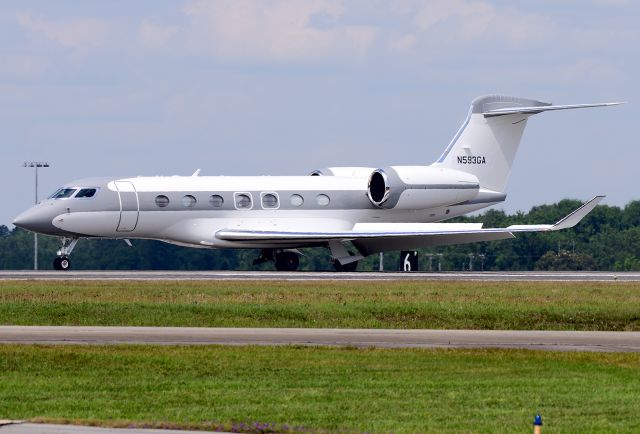 Gulfstream Aerospace Gulfstream G500 (N593GA) - Rolling off runway after landing.