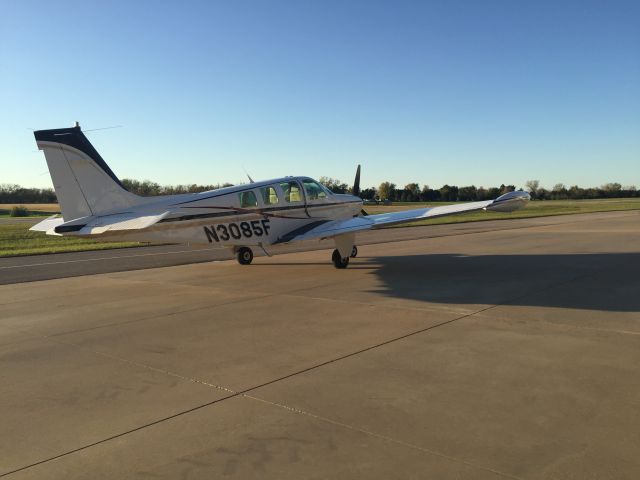 Beechcraft Bonanza (36) (N3085F)