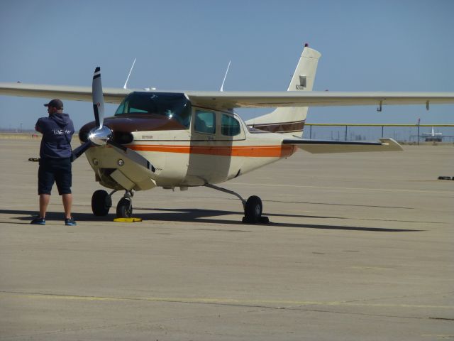 Cessna Centurion (N210SD)