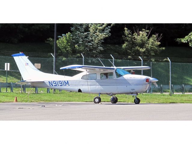 Cessna Centurion (N9191M)