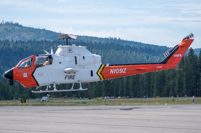 Bell TH-1S HueyCobra (N109Z) - Working the Loyalton Fire north of Truckee, CA - August 16, 2020