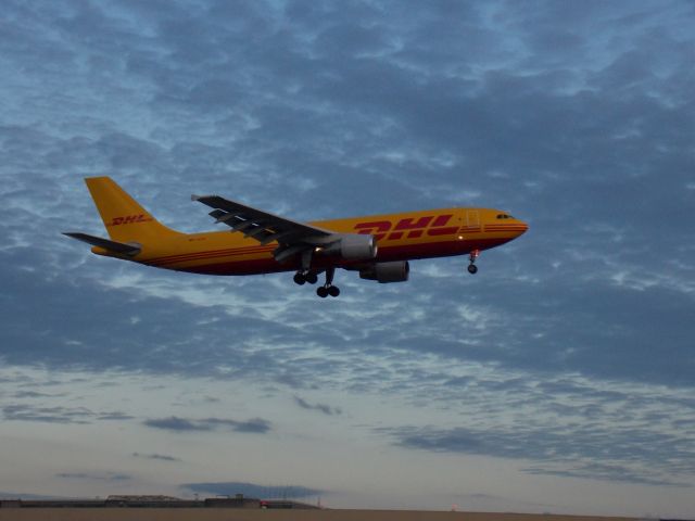 Airbus A300F4-600 (D-AEAM)