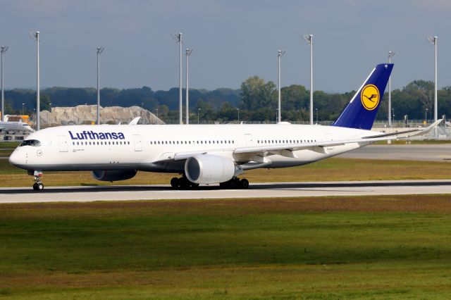 Airbus A350-900 (D-AIXD)