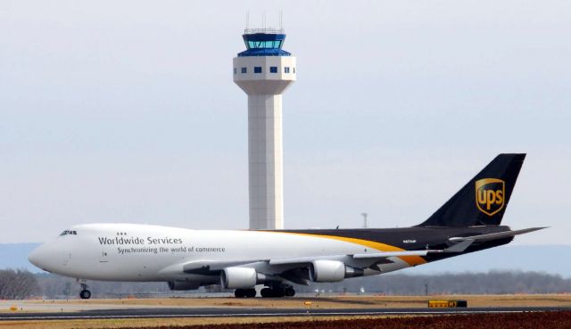 Boeing 747-200 (N572UP) - UPS 747 cargo plane at Huntsville Int'l Airport. Photo copyright: BlakeMathis.com