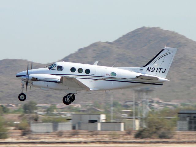 Beechcraft King Air 90 (N91TJ) - July 3, 2007