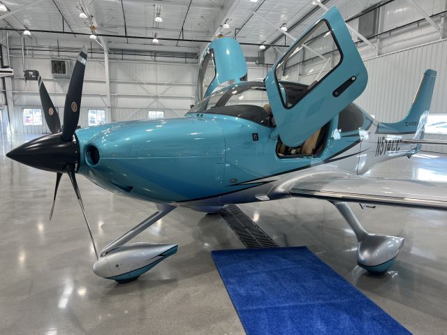 Cirrus SR-22 (N514CC)