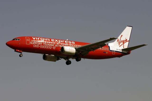 BOEING 737-400 (OO-VES)