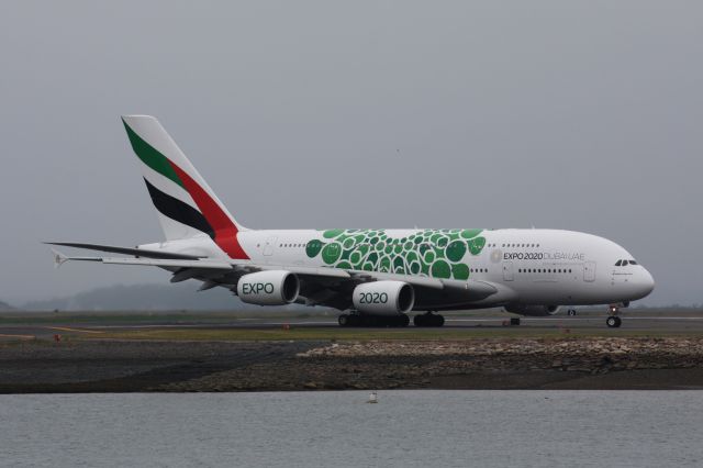 Airbus A380-800 (A6-EOL)