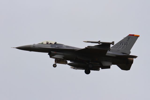 Lockheed F-16 Fighting Falcon (90-0808)