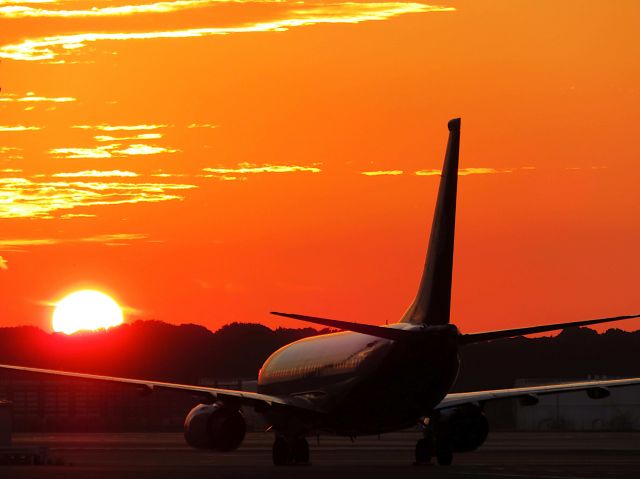 Boeing 737-700 (VP-BRT) - I take a picture on Nov 03, 2017.