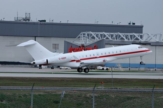 Canadair Challenger (C-GDPF)