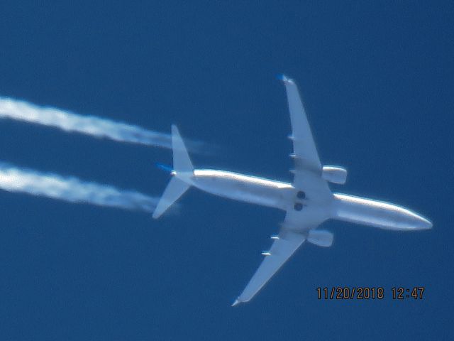 Boeing 737-900 (N64844)