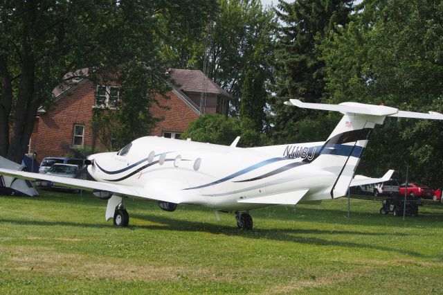 Pilatus PC-12 (N111BJ)