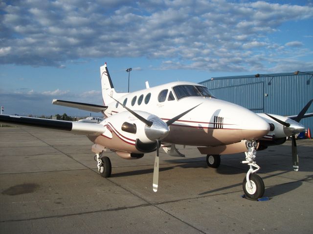 Beechcraft King Air 90 (N46CV) - Executive Air Taxi C90