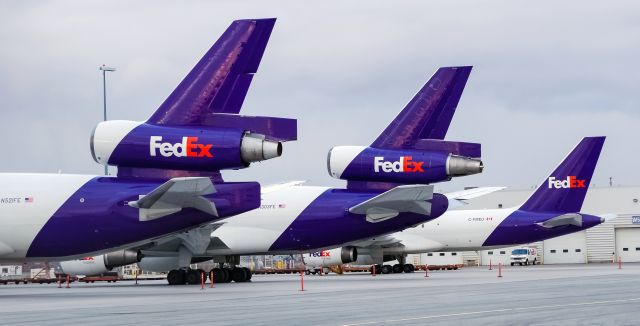 Boeing MD-11 (N521FE) - FedEx MD-11 + DC-10 + 757 line up