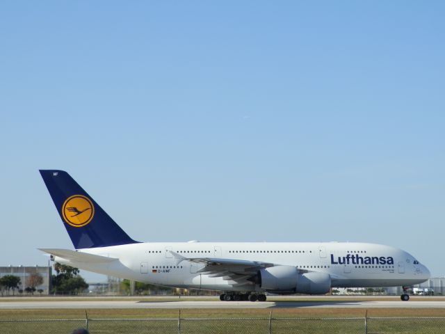 Airbus A380-800 (D-AIMF)