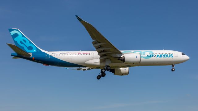 Airbus A330-900 (F-WTTN)