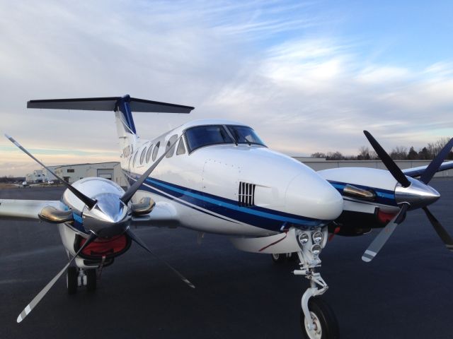 Beechcraft King Air F90 (N500RJ)