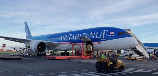 Boeing 787-9 Dreamliner — - Hello from Papeete! I'll be in Tahiti for the next week or so then heading back to SFO. Here's my early morning arrival from LAX on board their first 787-9 'Fakarava' 