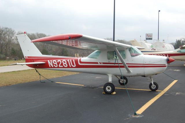 Cessna Skyhawk (N9281U)