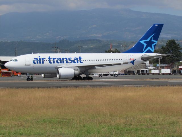 Airbus A310 (C-FDAT)