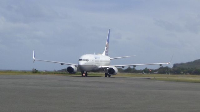 Boeing 737-700 (N24736)