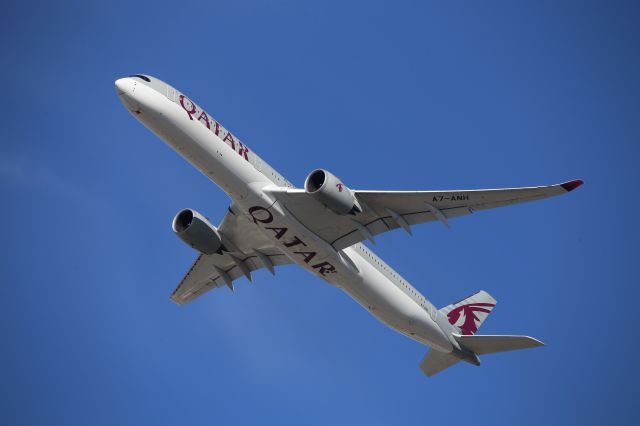 Airbus A350-1000 (A7-ANH)