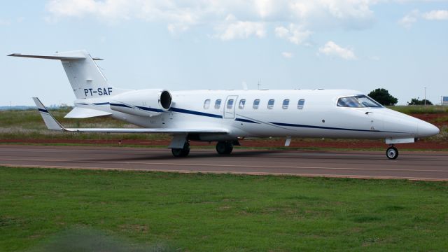 Learjet 45 (PT-SAF)