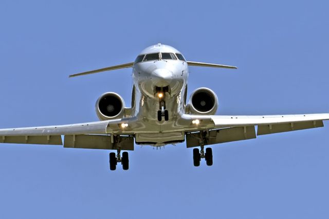 Canadair Regional Jet CRJ-900 (N948LR)