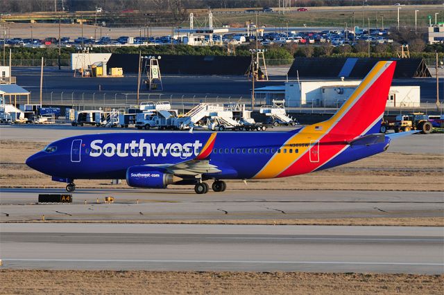 BOEING 737-300 (N369SW) - Just arrived from MCO and will depart to BWI shortly