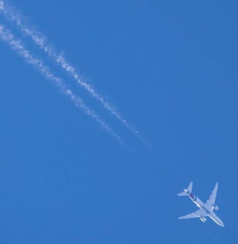 Boeing 777-200 (EI-DBL)