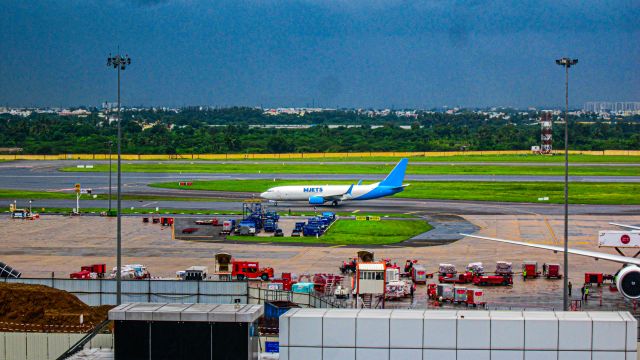 Boeing 737-700 (9WWB)