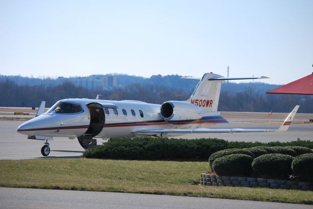 Learjet 31 (N2RW) - DIAMOND AVIATION INC (Rusty Wallace) - Reregistered as N2RW after sale of helicopter. Update 11/7/14: Sold and re-registered as N338CW