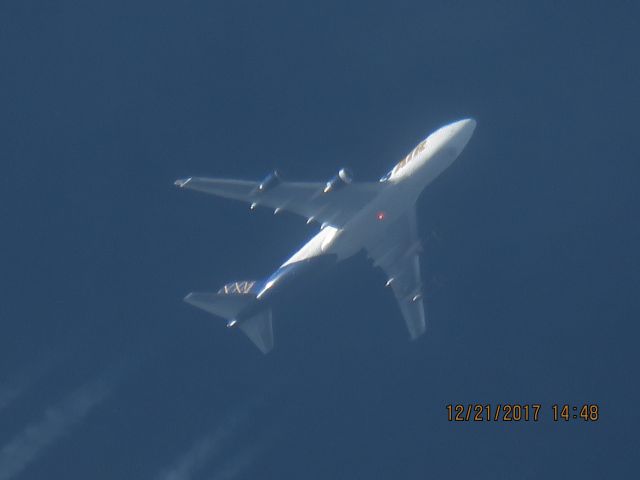 Boeing 747-400 (N499MC)