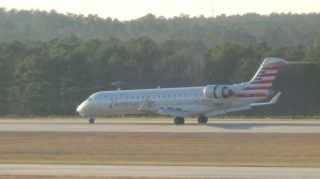 Canadair Regional Jet CRJ-700 (N537AE) - American Eagle 3412 arriving from New York LGA.  Taken December  11, 2014. 
