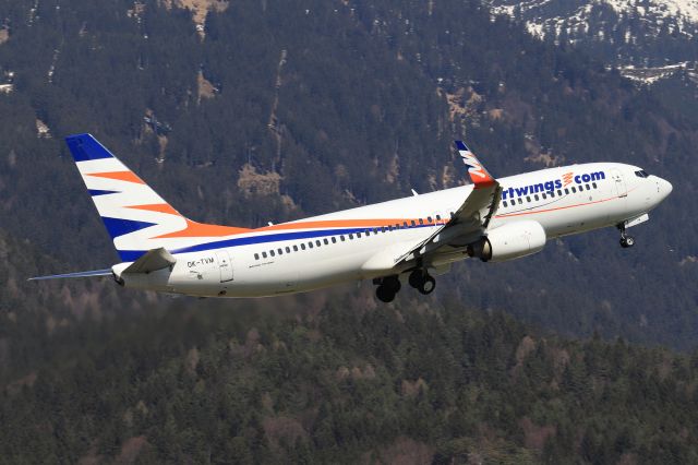 Boeing 737-800 (OK-TVM)