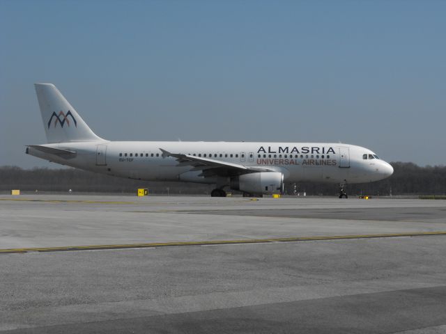 Boeing 737-800 (SU-TCF)