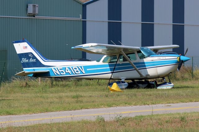Cessna Skyhawk (N5418V) - 23 aout 2018