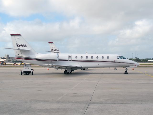 Cessna Citation V (N315QS) - Netjets.