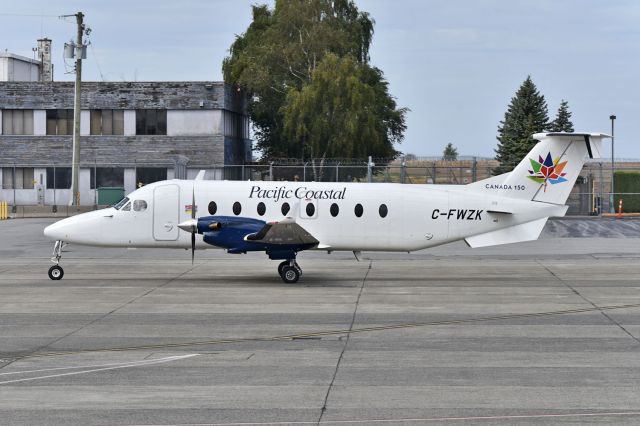 Beechcraft 1900 (C-FWZK) - Special Canada 150 livery