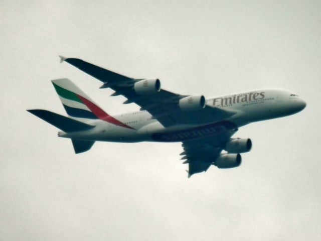 Airbus A380-800 (A6-EEI)