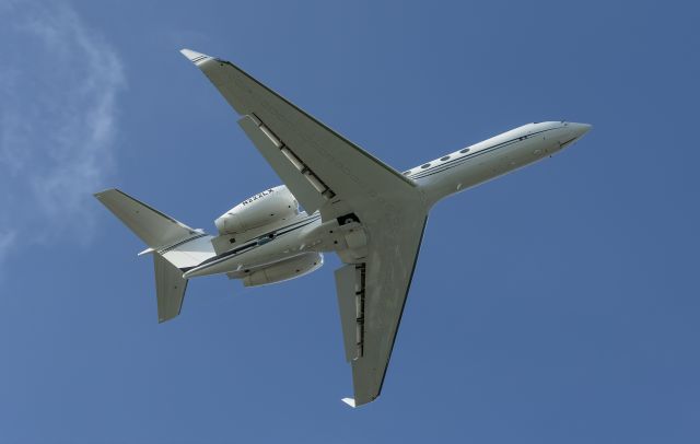 Gulfstream Aerospace Gulfstream V (N222LX)