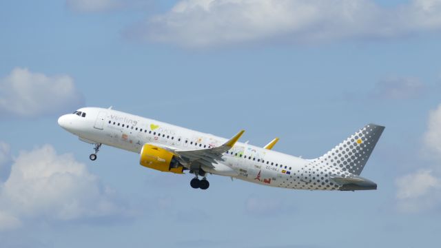 Airbus A320neo (EC-NAJ)