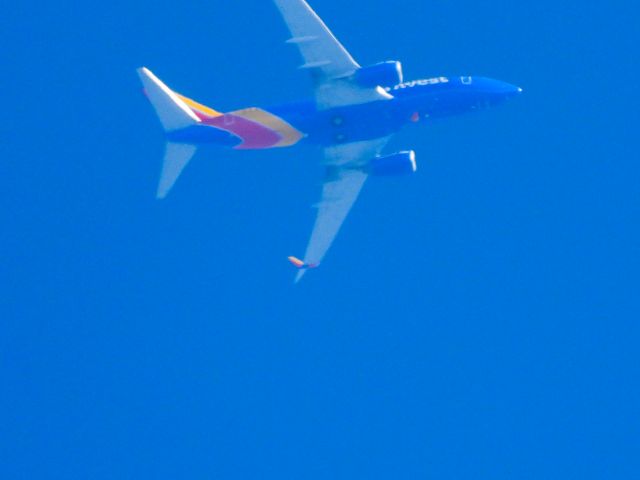 Boeing 737-700 (N252WN) - SWA1881br /MDW-TULbr /10/11/22