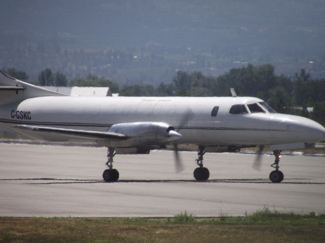 Beechcraft King Air 90 (C-GSKC) - carson air