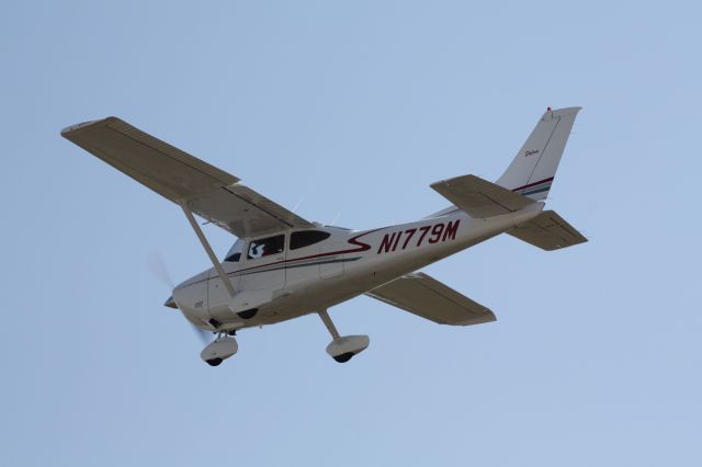 Cessna Skylane (N1779M)