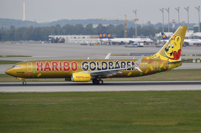 Boeing 737-800 (D-ATUD)