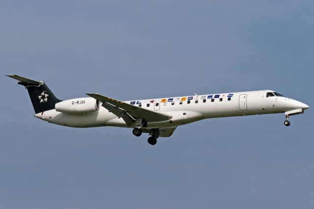 Embraer ERJ-145 (G-RJXI) - "Star Alliance" livery